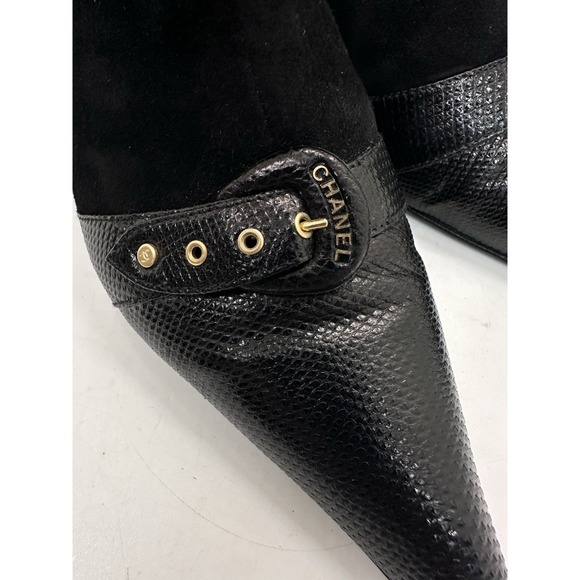 Chanel - Heeled ankle boots size 38.5 – Les Folies d Chanel Black‎ Suede Lizard Embossed Kitten Heel Ankle Boots 38.5 main image 1
